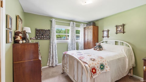 Tiny photo for 2120 Broadmoor Avenue, Fort Wayne, IN 46818 (MLS # 202635612)