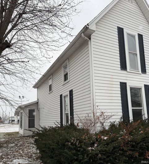 Tiny photo for 1043 S Bell Street, Kokomo, IN 46902 (MLS # 202549926)