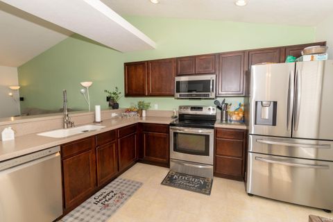 Tiny photo for 1424 Gauley River Drive, Mishawaka, IN 46544 (MLS # 202612746)