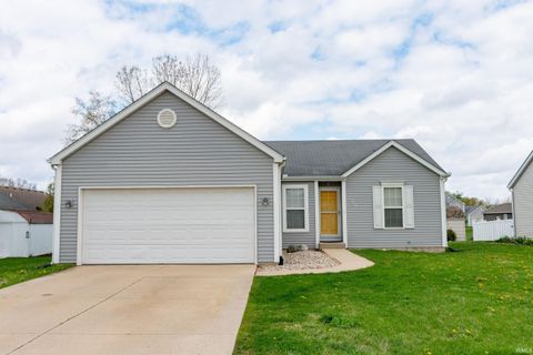 Tiny photo for 1424 Gauley River Drive, Mishawaka, IN 46544 (MLS # 202612746)