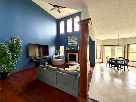 Tiny photo for 6272 Silver Moon Court, Indianapolis, IN 46259 (MLS # 202615174)