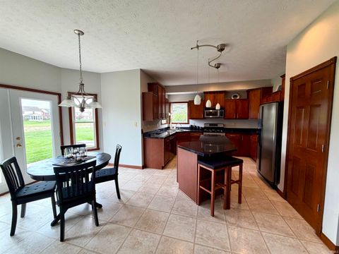 Tiny photo for 6272 Silver Moon Court, Indianapolis, IN 46259 (MLS # 202615174)