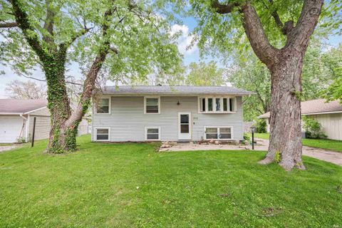 Photo of 1208 Wigwam Drive, Kokomo, IN 46902 (MLS # 202618897)