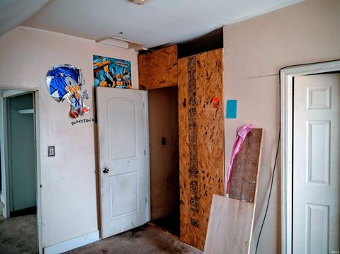 Tiny photo for 110 W 6th Street, Peru, IN 46970 (MLS # 202601231)