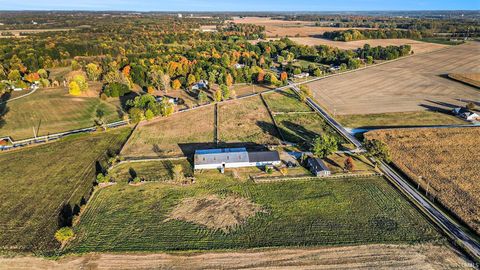 Tiny photo for 3658 W 200 N Common, Peru, IN 46970 (MLS # 202542325)