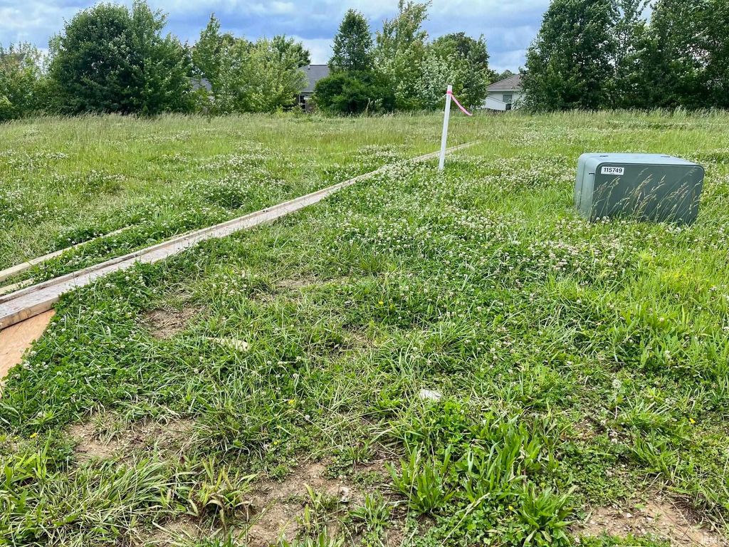 Photo of 3148 Fehme Court, Evansville, IN 47725 (MLS # 202604734)