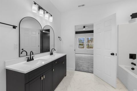 Tiny photo for 2611 Sheridan Road, Fort Wayne, IN 46803 (MLS # 202616386)