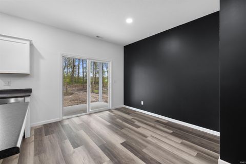Tiny photo for 2611 Sheridan Road, Fort Wayne, IN 46803 (MLS # 202616386)