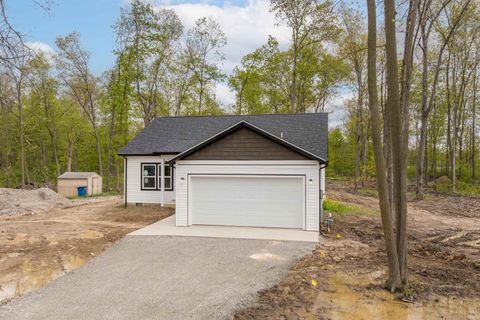 Tiny photo for 2611 Sheridan Road, Fort Wayne, IN 46803 (MLS # 202616386)