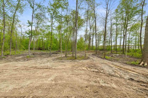 Tiny photo for 2611 Sheridan Road, Fort Wayne, IN 46803 (MLS # 202616386)