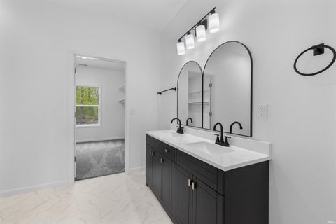 Tiny photo for 2611 Sheridan Road, Fort Wayne, IN 46803 (MLS # 202616386)