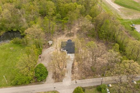 Tiny photo for 2611 Sheridan Road, Fort Wayne, IN 46803 (MLS # 202616386)