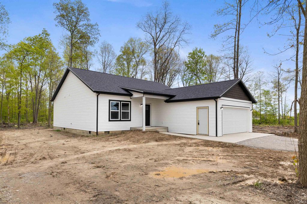 Photo of 2611 Sheridan Road, Fort Wayne, IN 46803 (MLS # 202616386)
