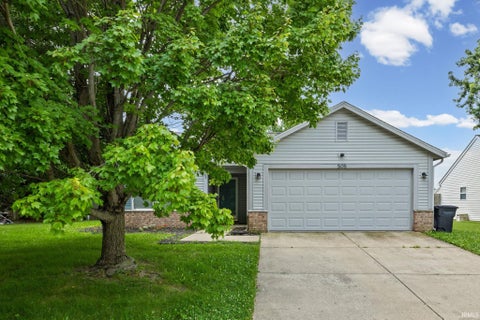 Tiny photo for 505 Schroeder Court, Lafayette, IN 47909 (MLS # 202626849)