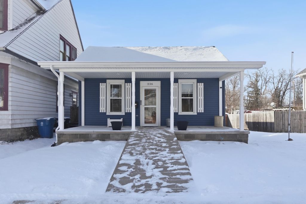 Photo of 226 S Summit Street, Kendallville, IN 46755 (MLS # 202602104)