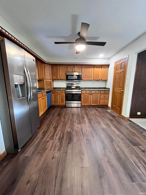 Tiny photo for 646 Wolf Drive, Logansport, IN 46947 (MLS # 202623280)