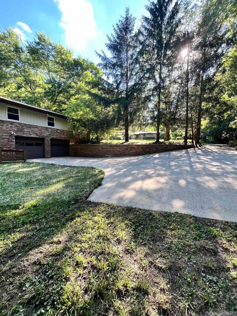 Tiny photo for 646 Wolf Drive, Logansport, IN 46947 (MLS # 202623280)
