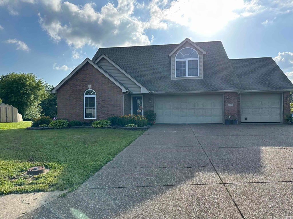 Photo of 5885 Wayside Court, Newburgh, IN 47630 (MLS # 202626263)