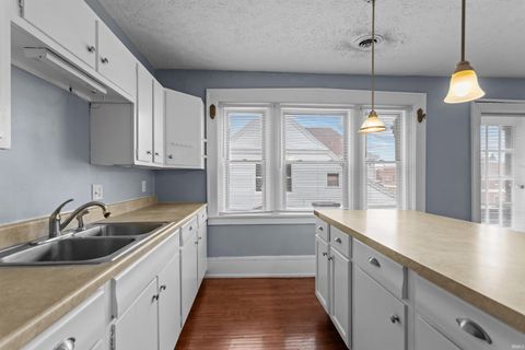 Tiny photo for 408 W Mulberry Street, Kokomo, IN 46901 (MLS # 202616939)