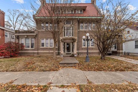 Photo of 408 W Mulberry Street, Kokomo, IN 46901 (MLS # 202616939)