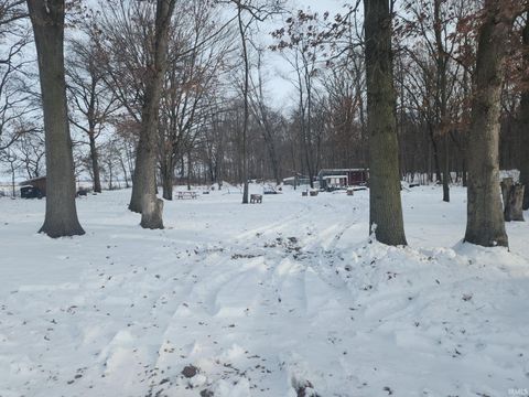 Tiny photo for 5992 N 1100 W, Royal Center, IN 46978 (MLS # 202548470)