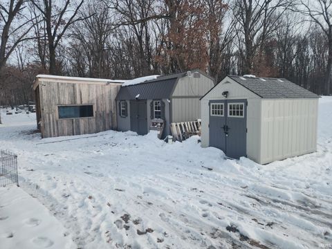 Tiny photo for 5992 N 1100 W, Royal Center, IN 46978 (MLS # 202548470)