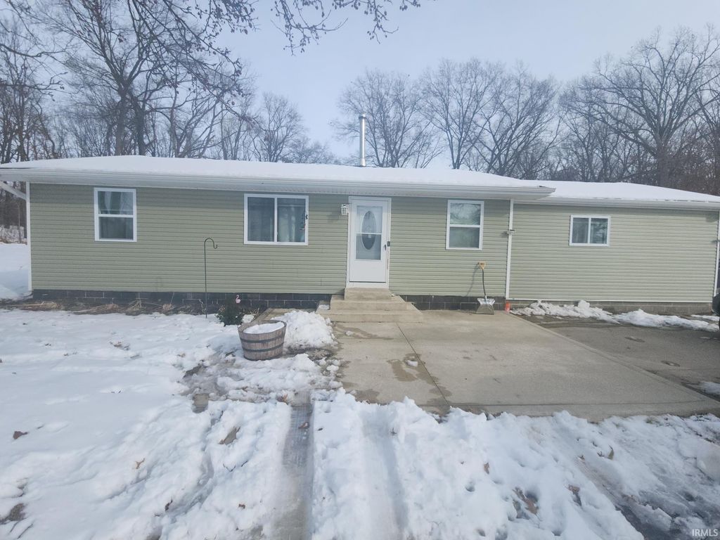 Photo of 5992 N 1100 W, Royal Center, IN 46978 (MLS # 202548470)