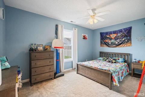 Tiny photo for 911 Shore Bend Boulevard, Kokomo, IN 46902 (MLS # 202613844)