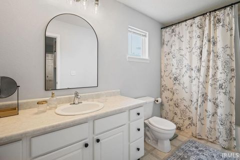 Tiny photo for 911 Shore Bend Boulevard, Kokomo, IN 46902 (MLS # 202613844)