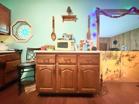 Tiny photo for 706 Alabama Court, Marion, IN 46953 (MLS # 202618749)