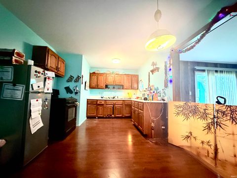 Tiny photo for 706 Alabama Court, Marion, IN 46953 (MLS # 202618749)