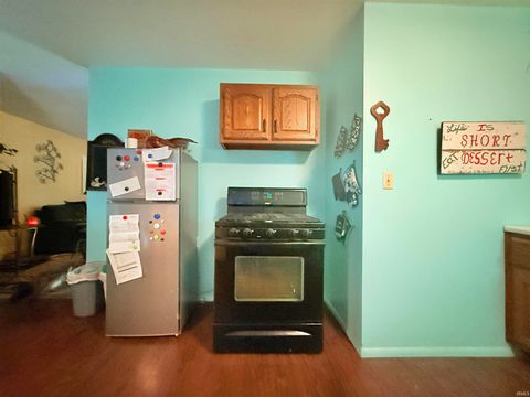 Tiny photo for 706 Alabama Court, Marion, IN 46953 (MLS # 202618749)