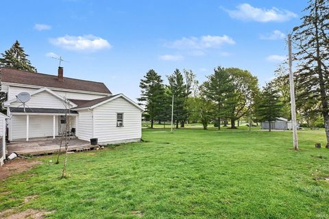 Tiny photo for 465 E 500 N, Peru, IN 46970 (MLS # 202618391)