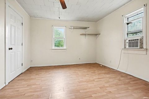 Tiny photo for 465 E 500 N, Peru, IN 46970 (MLS # 202618391)