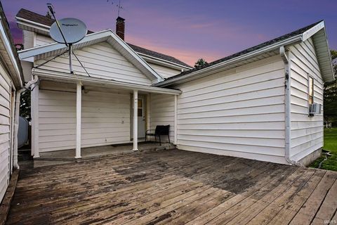 Tiny photo for 465 E 500 N, Peru, IN 46970 (MLS # 202618391)