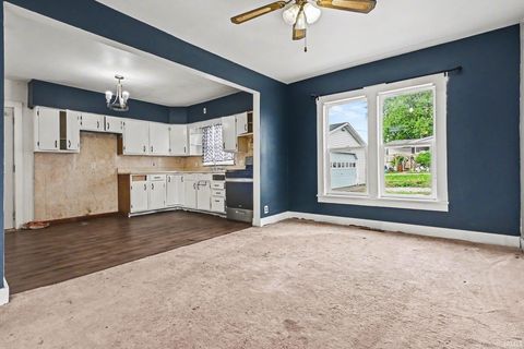 Tiny photo for 465 E 500 N, Peru, IN 46970 (MLS # 202618391)