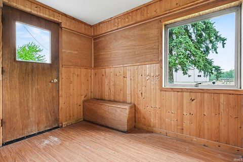 Tiny photo for 465 E 500 N, Peru, IN 46970 (MLS # 202618391)