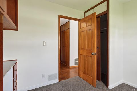 Tiny photo for 1925 Whitcomb Avenue, Lafayette, IN 47904 (MLS # 202611890)