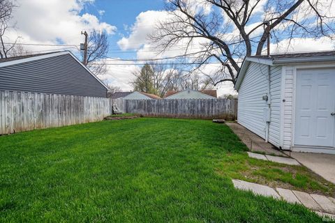 Tiny photo for 1925 Whitcomb Avenue, Lafayette, IN 47904 (MLS # 202611890)
