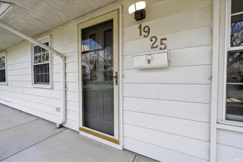 Tiny photo for 1925 Whitcomb Avenue, Lafayette, IN 47904 (MLS # 202611890)