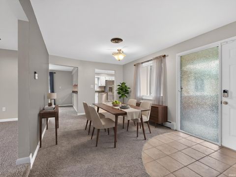 Tiny photo for 1103 Candlewood Way, Fort Wayne, IN 46845 (MLS # 202613461)