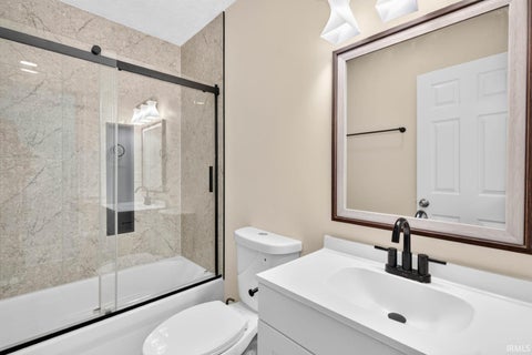 Tiny photo for 1397 E New Road, Greenfield, IN 46140 (MLS # 202640703)