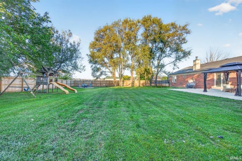 Tiny photo for 1397 E New Road, Greenfield, IN 46140 (MLS # 202640703)