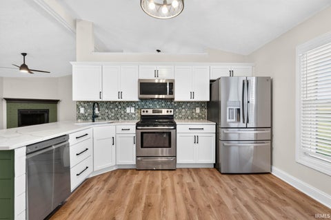 Tiny photo for 1397 E New Road, Greenfield, IN 46140 (MLS # 202640703)