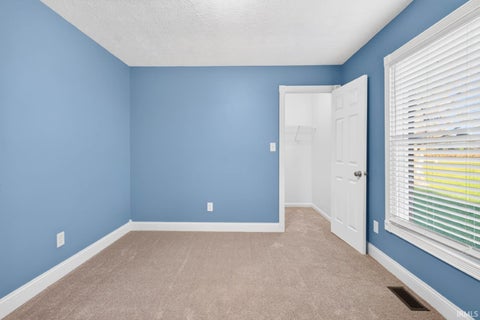Tiny photo for 1397 E New Road, Greenfield, IN 46140 (MLS # 202640703)