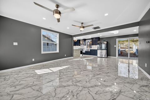 Tiny photo for 514 Henry Street, Logansport, IN 46947 (MLS # 202609330)