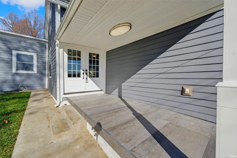 Tiny photo for 514 Henry Street, Logansport, IN 46947 (MLS # 202609330)