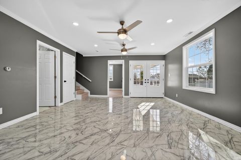 Tiny photo for 514 Henry Street, Logansport, IN 46947 (MLS # 202609330)