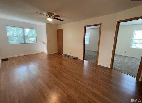 Tiny photo for 726 S 31 Street, Lafayette, IN 47904 (MLS # 202520289)