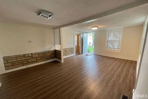 Tiny photo for 726 S 31 Street, Lafayette, IN 47904 (MLS # 202520289)